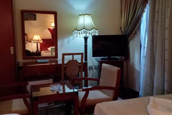 Room 12 of 69