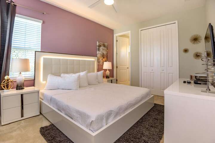 Room 6 of 26