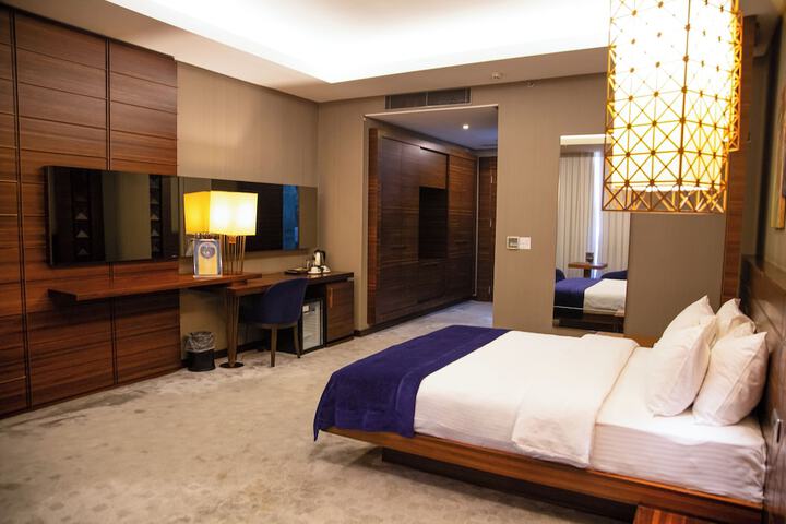 Room 19 of 57