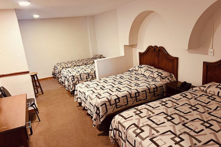 Room 11 of 17