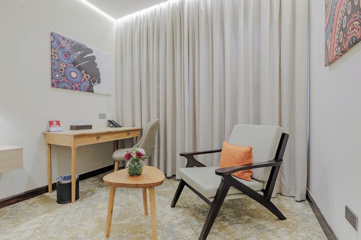 Room 16 of 37