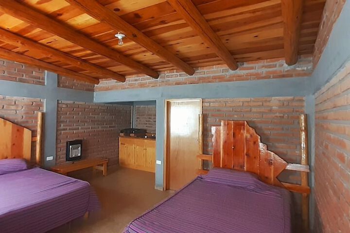 Room 2 of 7