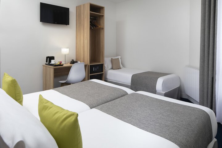 Room 4 of 22