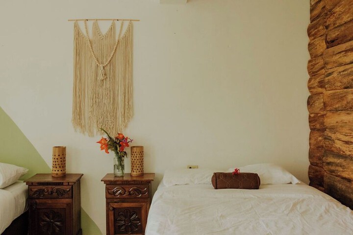 Room 63 of 148