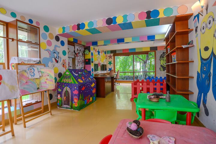Childrens Activities 54 of 130