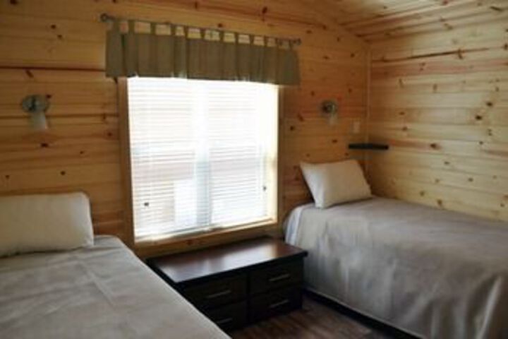 Room 13 of 23