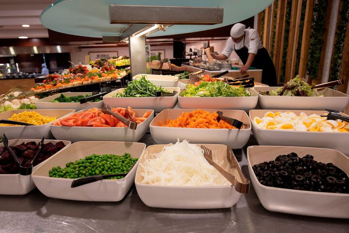 Dining 46 of 80