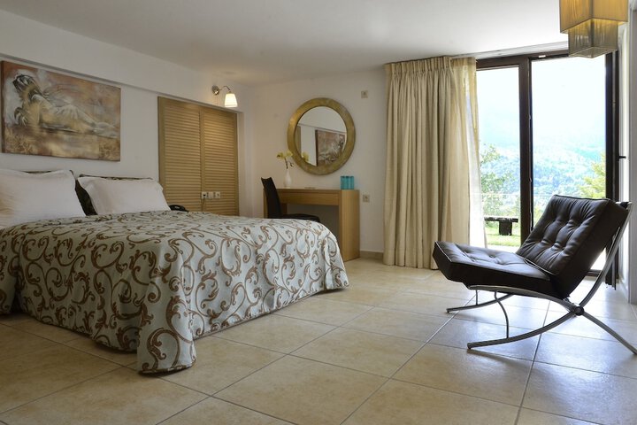 Room 15 of 130