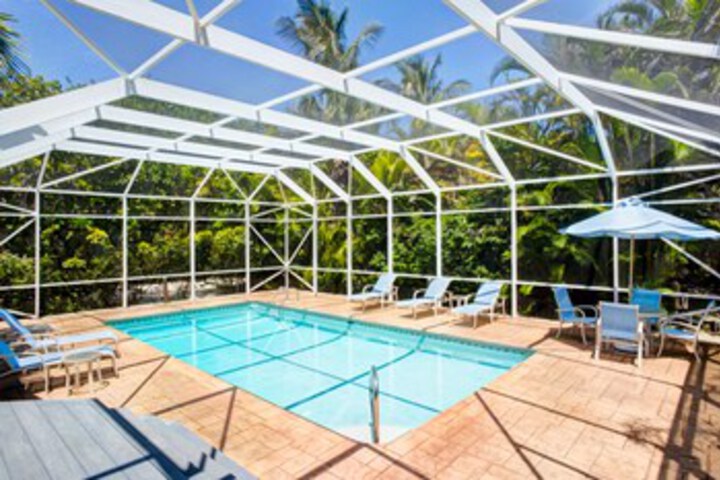 Pool 17 of 30