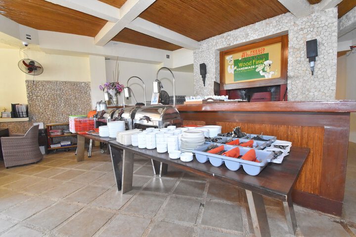 Breakfast/Coffee Service 110 of 132