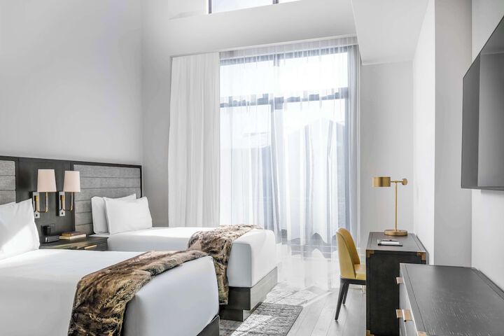 Room 8 of 41