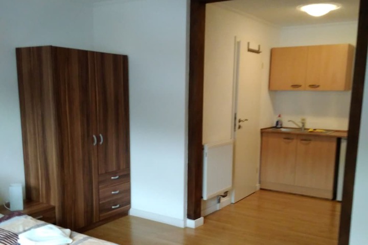 Room 14 of 64
