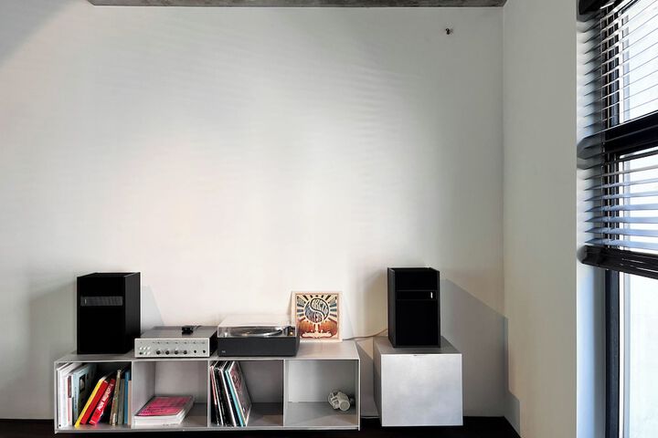 Room 5 of 37
