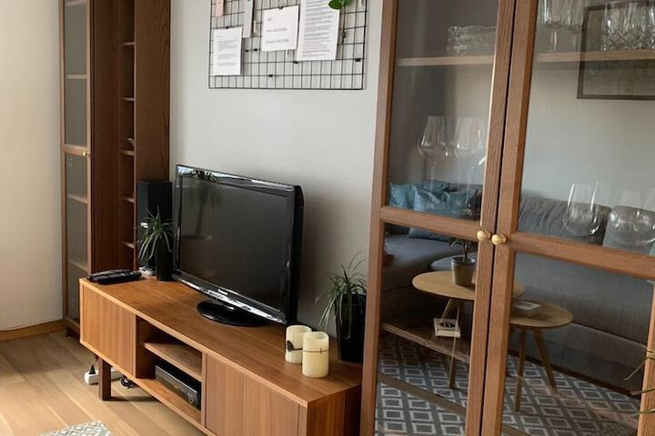 Room 9 of 18