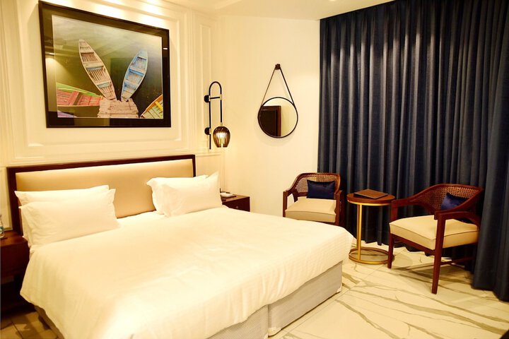 Room 16 of 21