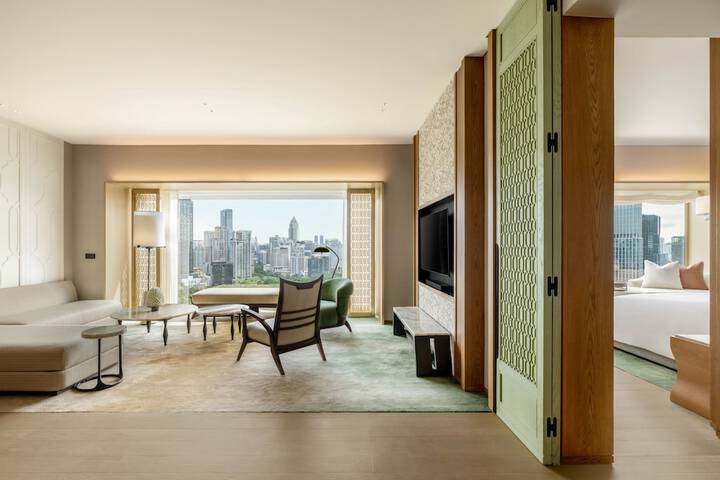 Room 22 of 110