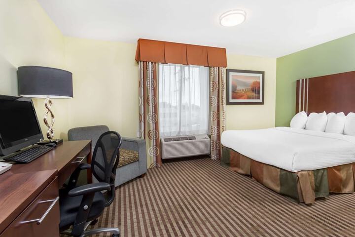 Room 16 of 31