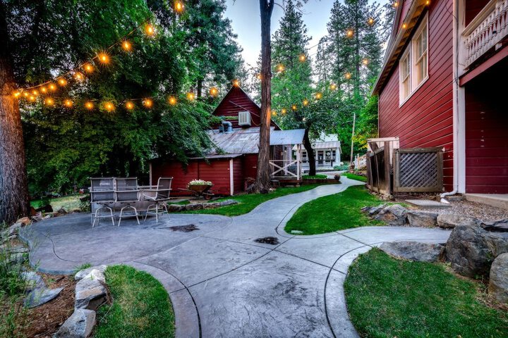 Property Grounds 119 of 122