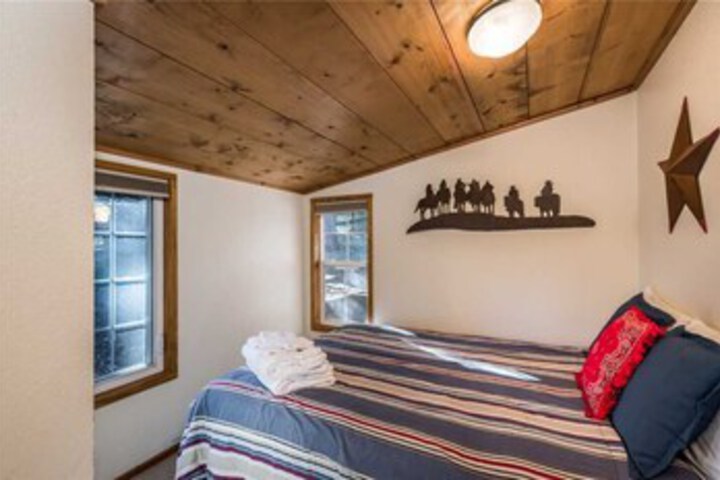 Room 16 of 17