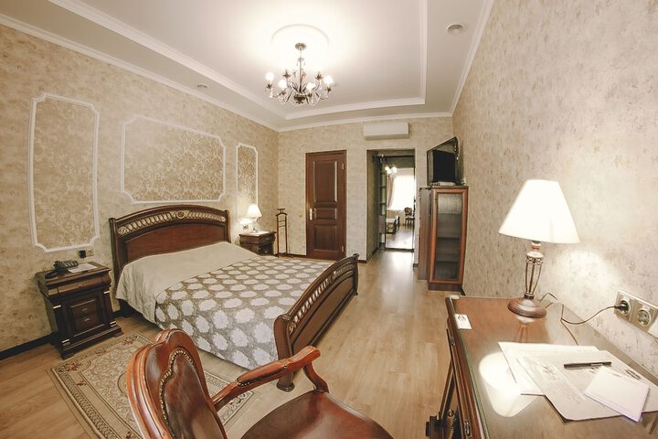 Room 18 of 41