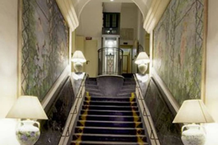 Hotel Interior 104 of 111