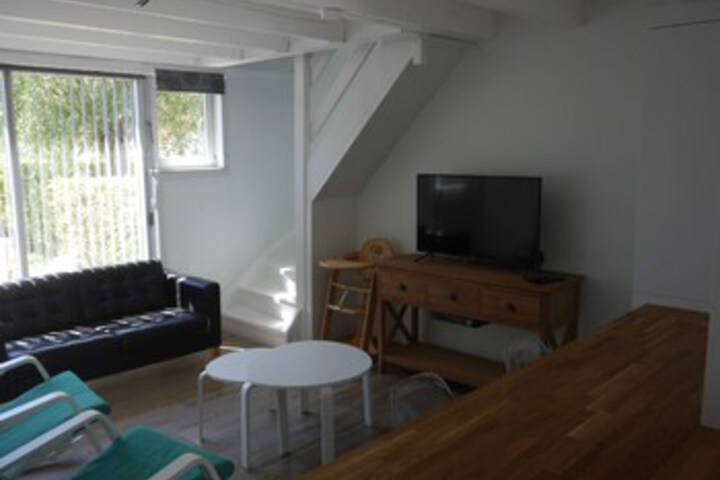 Room 16 of 33