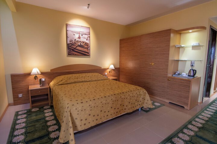 Room 20 of 68