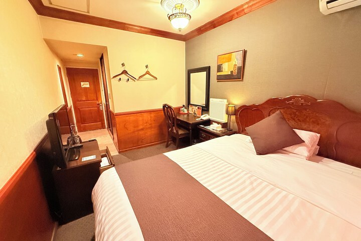 Room 29 of 67