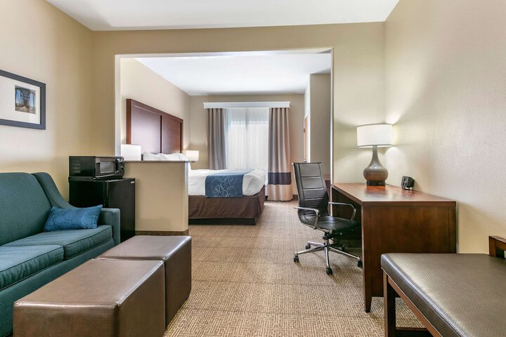 Room 18 of 36