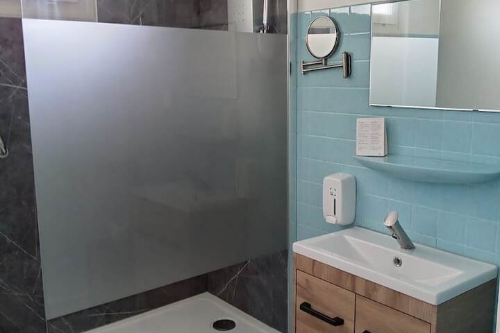 Clean Restrooms