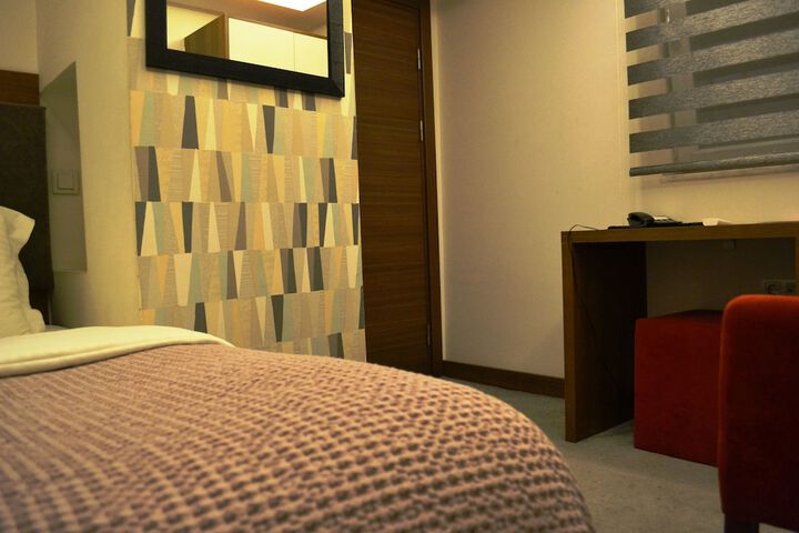 Room 5 of 45