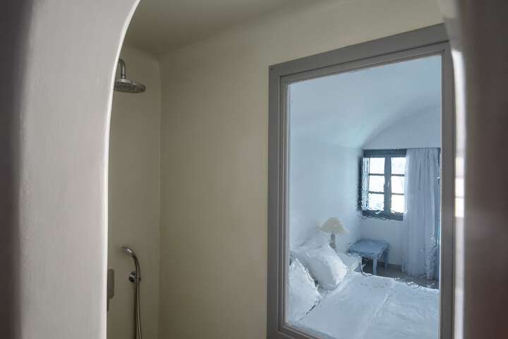 Room 72 of 120
