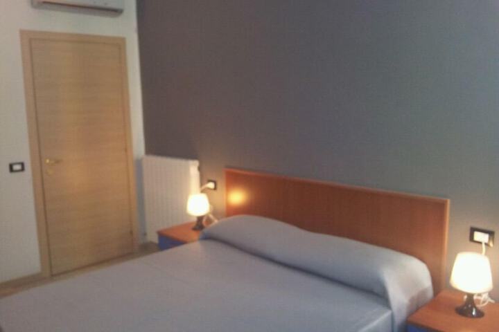 Room 18 of 29