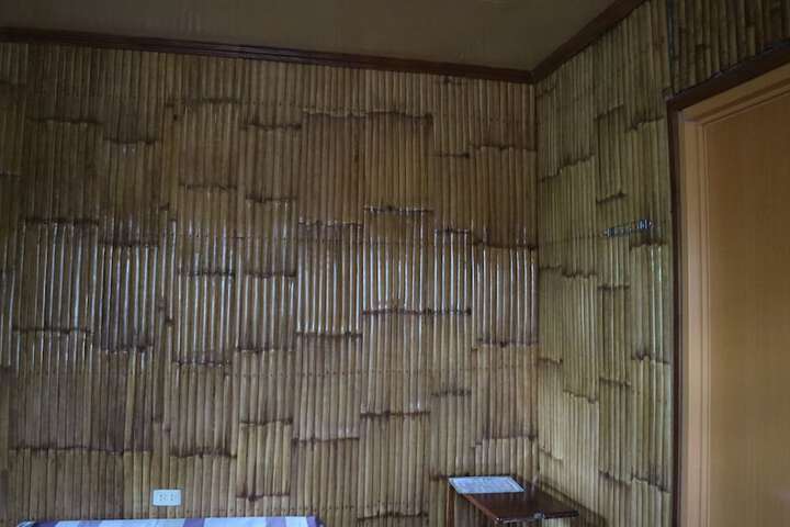 Room 7 of 31