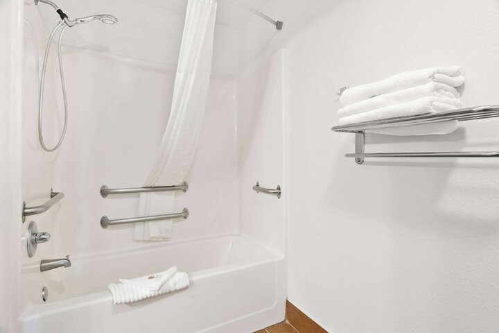 1 King Bed Accessible (6 of 15)