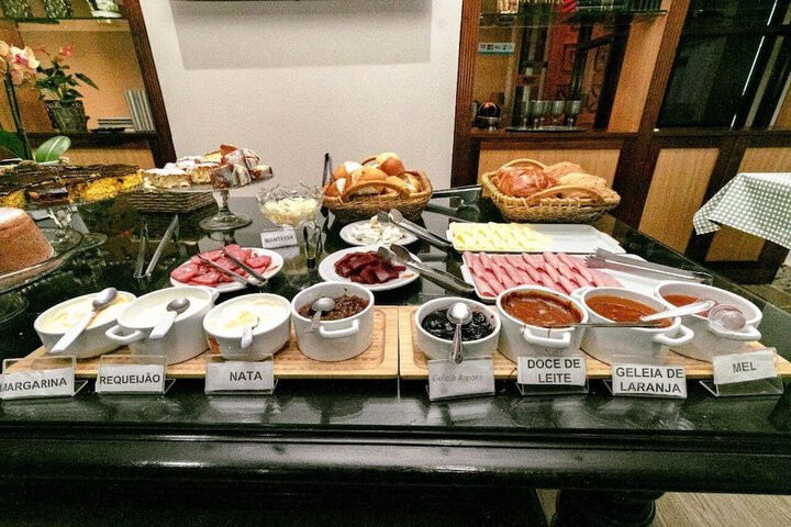 Dining 39 of 63