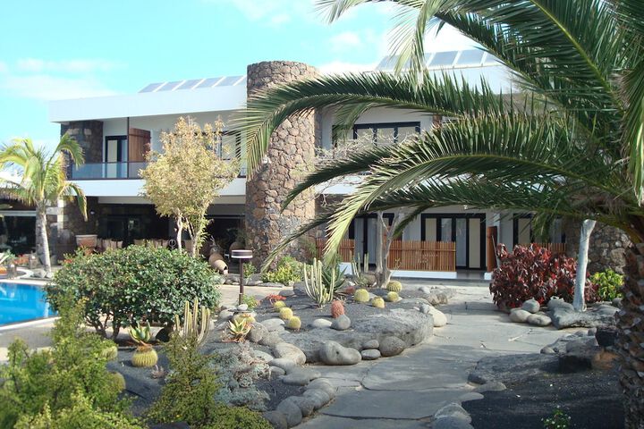 Exterior Photo