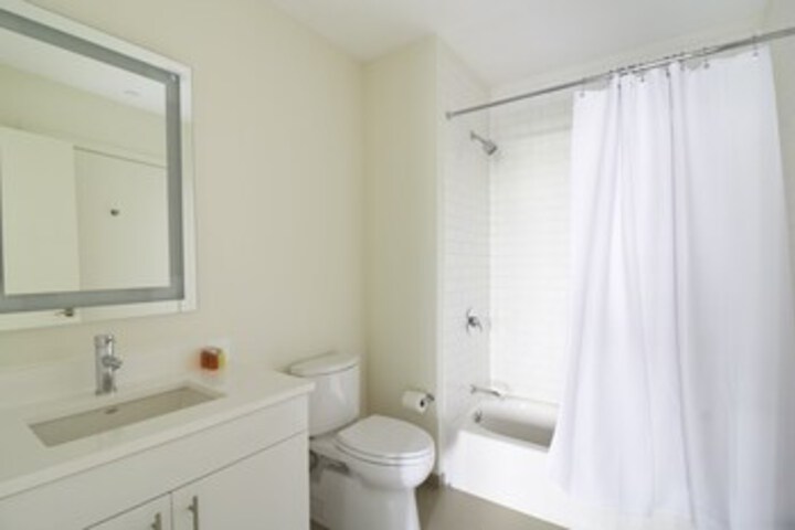 Room 25 of 279
