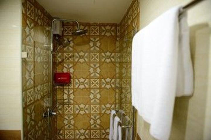 Room 3 of 26