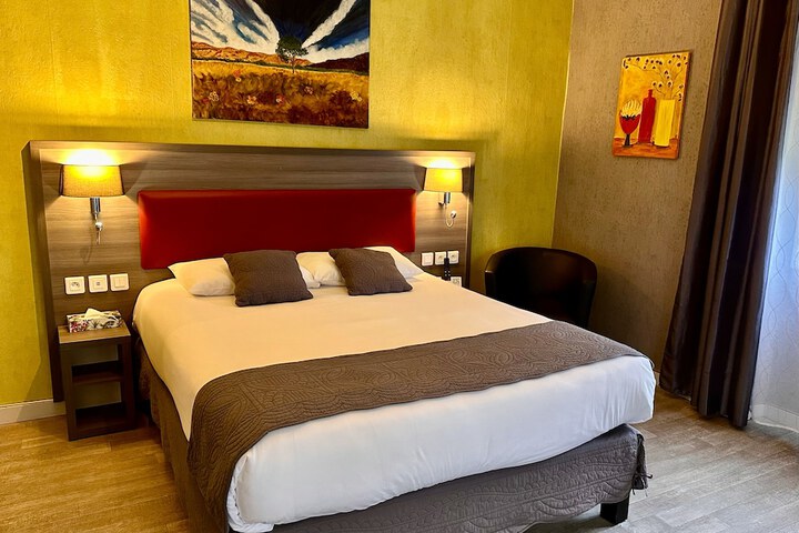 Room 4 of 41