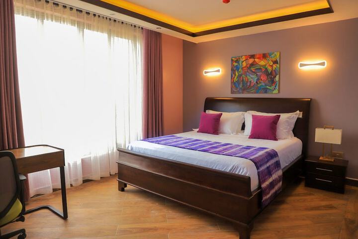 Room 6 of 21