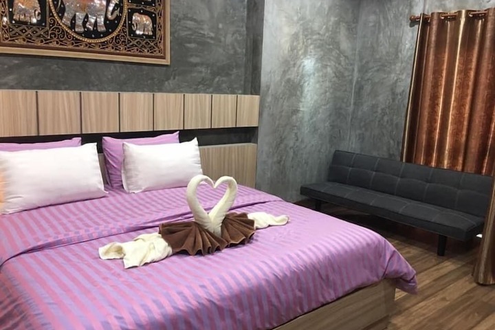 Room 9 of 71