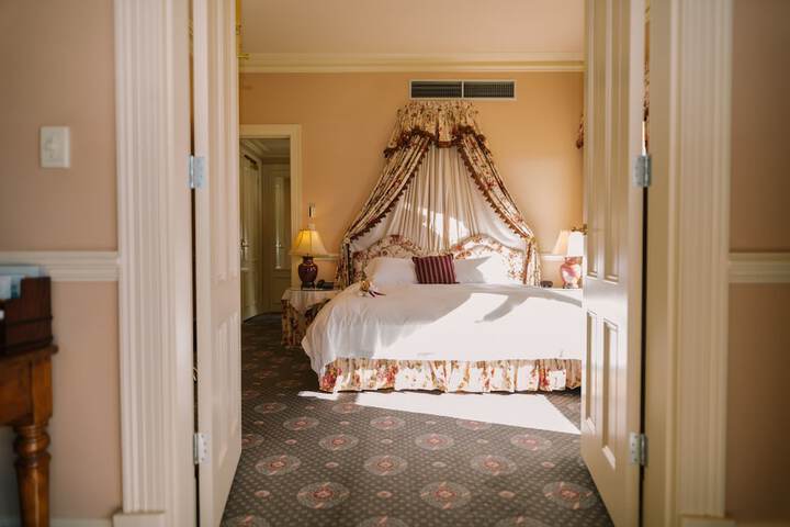 Room 15 of 91