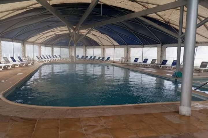 Pool 16 of 32