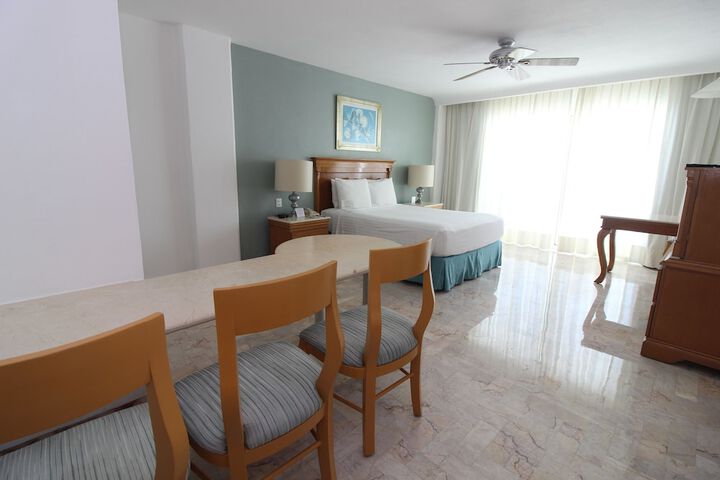 Room 10 of 69