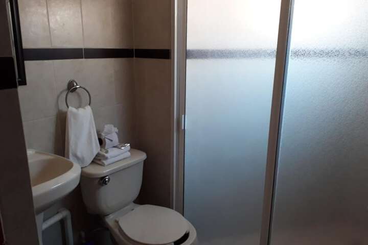 Room 27 of 30