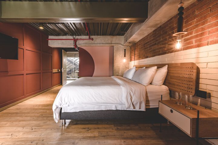 Room 46 of 110