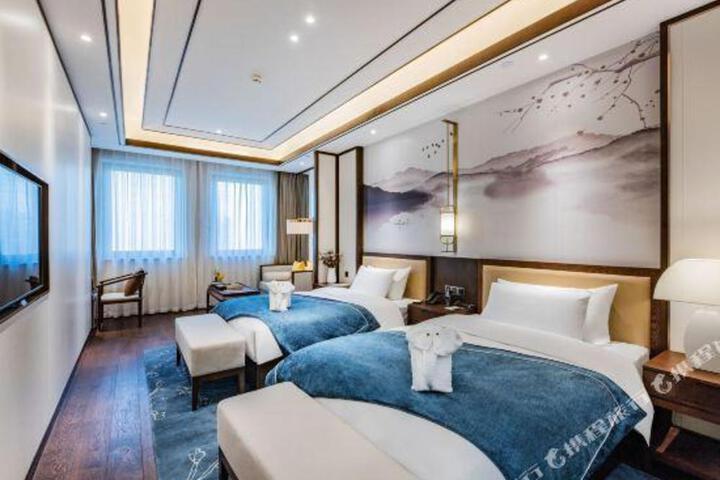 Hanrun 1882 Hotel