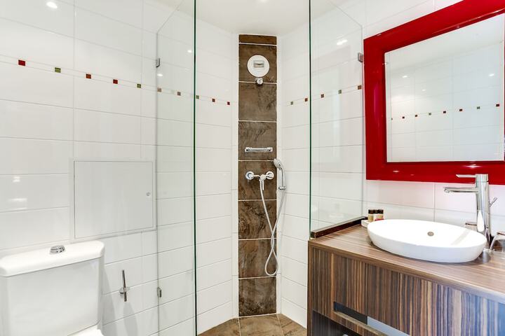 Bath Interior
