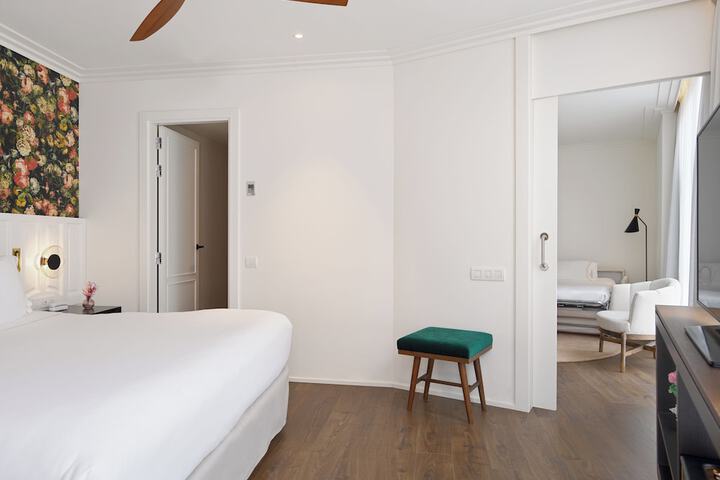 Room 21 of 81
